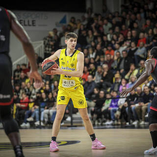 01/03/2024 - Pro B - Stade Rochelais 83 / 66 Denain