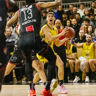 01/03/2024 - Pro B - Stade Rochelais 83 / 66 Denain