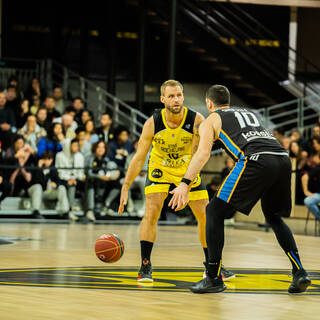 04/11/2022 - Pro B - Stade Rochelais 83 / 88 Angers