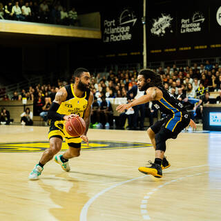 04/11/2022 - Pro B - Stade Rochelais 83 / 88 Angers