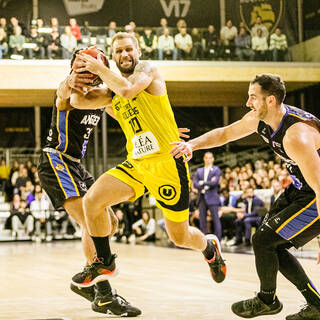 04/11/2022 - Pro B - Stade Rochelais 83 / 88 Angers