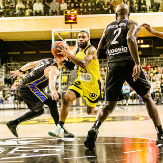 04/11/2022 - Pro B - Stade Rochelais 83 / 88 Angers