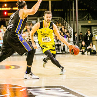 04/11/2022 - Pro B - Stade Rochelais 83 / 88 Angers