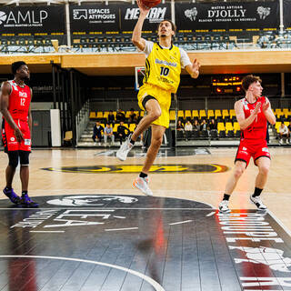 05/05/2024 - Espoirs Pro B 1/4 Playoffs - Stade Rochelais 68 / 74 Aix-Maurienne