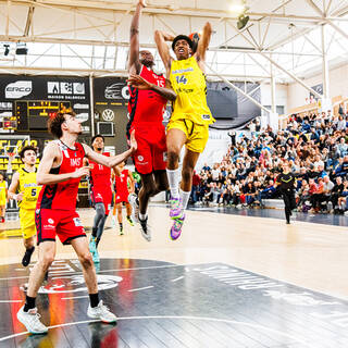 05/05/2024 - Espoirs Pro B 1/4 Playoffs - Stade Rochelais 68 / 74 Aix-Maurienne