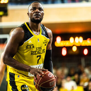 07/04/2023 - Pro B - Stade Rochelais 79 / 54 Saint-Quentin
