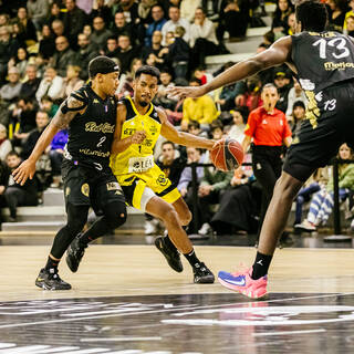 09/12/2022 - Pro B - Stade Rochelais 81 / 85 Lille