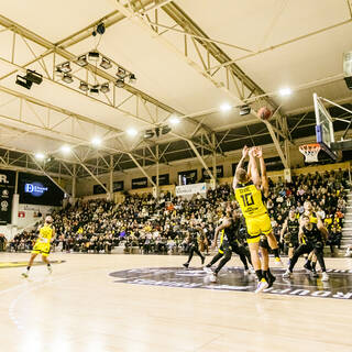 09/12/2022 - Pro B - Stade Rochelais 81 / 85 Lille