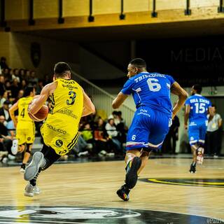 12/04/2022 - NM1 - Stade Rochelais 72 / 58 Caen