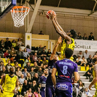 14/06/2022 - NM1 - Stade Rochelais 81 / 65 Chartres