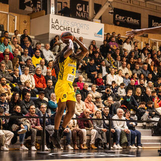 15/12/2023 - Pro B - Stade Rochelais 76 / 55 Fos-sur_mer