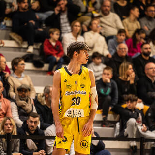 15/12/2023 - Pro B - Stade Rochelais 76 / 55 Fos-sur_mer