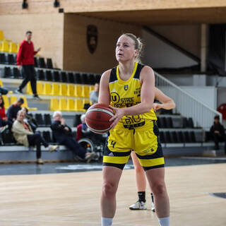 19/03/2023 - NF3 - Stade Rochelais 67 / Chantonnay 54