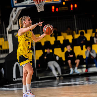 19/03/2023 - NF3 - Stade Rochelais 67 / Chantonnay 54