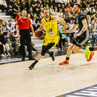 22/03/2024 - Pro B - Stade Rochelais 76 / 64 Orléans