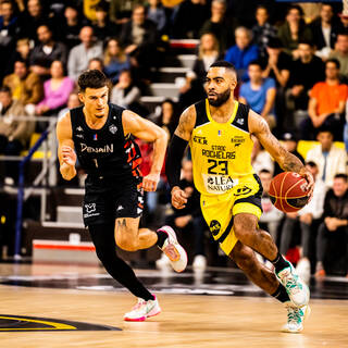 25/11/2022 - Pro B - Stade Rochelais 78 / 69 DENAIN