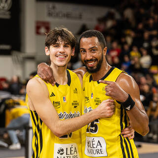 27/12/2023 - Pro B - Stade Rochelais 100 / 92 Angers