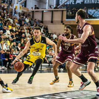 28/04/2023 - Pro B - Stade Rochelais 84 / 103 Gries-Souffel
