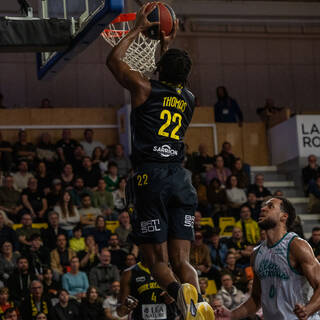 Elite 2 - Stade Rochelais 81 / 85 Élan Béarnais
