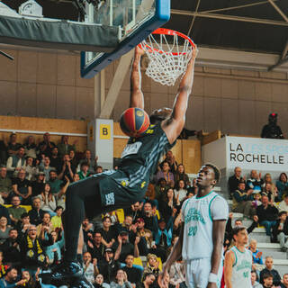 Elite 2 - Stade Rochelais 81 / 85 Élan Béarnais