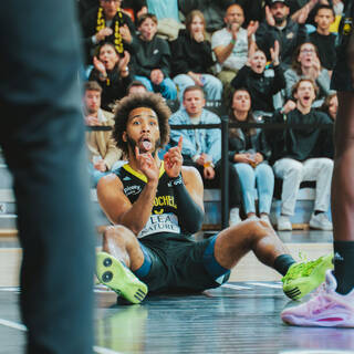 Elite 2 - Stade Rochelais 81 / 85 Élan Béarnais