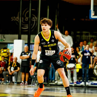 Elite 2 - Stade Rochelais 88 / 98 Nantes