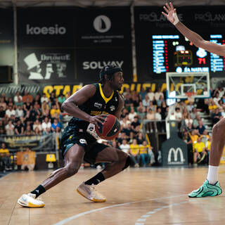 Elite 2 - Stade Rochelais 88 / 98 Nantes