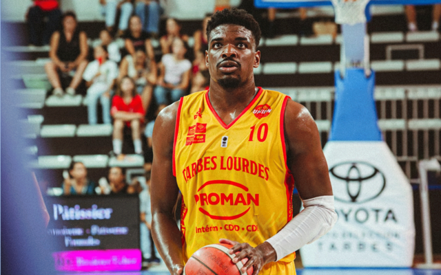 Alexis Yetna rejoint les rangs rochelais !