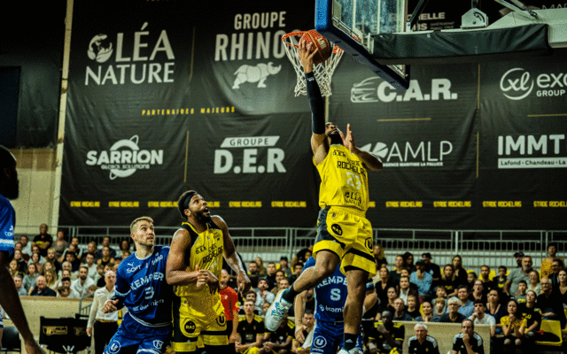 Denain, pour une première victoire Rochelaise en championnat !