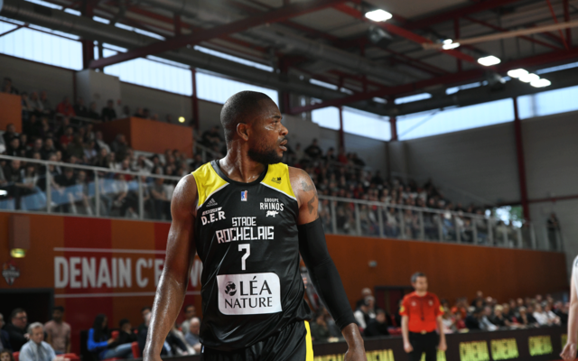 Grosse victoire hors des bases !