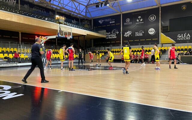 Les Espoirs Pro B contre Boulazac à Gaston Neveur