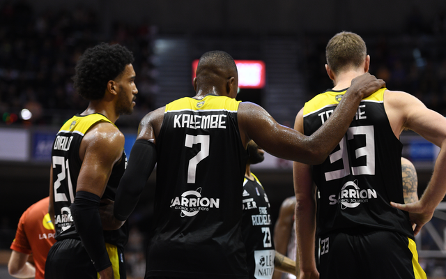 Les Rochelais s'inclinent de peu chez le leader.