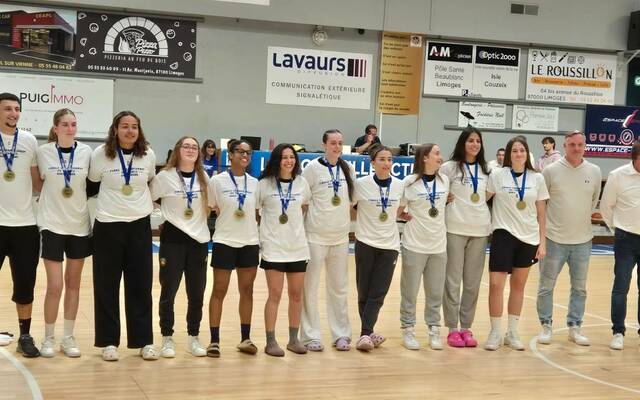 Les U18 Élite Filles, troisièmes au Final Four ! 