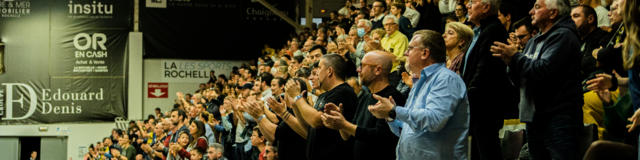 À Gaston Neveur, des supporters et de l'ambiance.