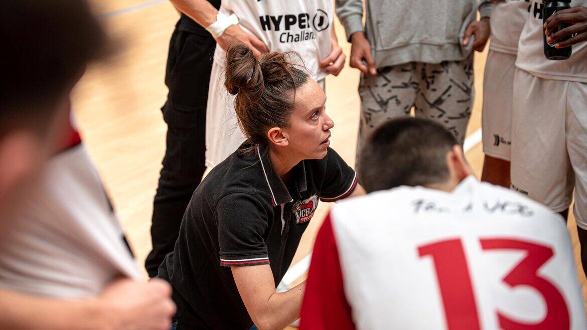 Laura André Roche entraineur des U18 Garçons